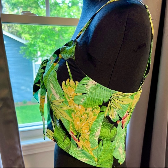 NWOT Nicole Miller Green/Yellow Linen Blend Tropical Botanical Tie Camisole - Picture 3 of 4